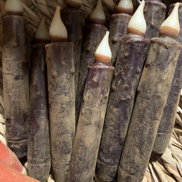 Hand Dipped Taper Timer Candle with Berry Ring on Star Holder